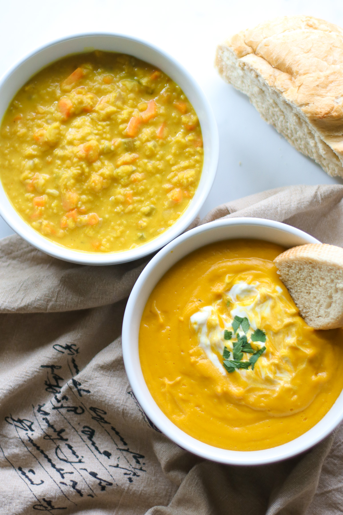 https://www.mjandhungryman.com/wp-content/uploads/2022/11/Carrot-and-lentil-soup.jpg